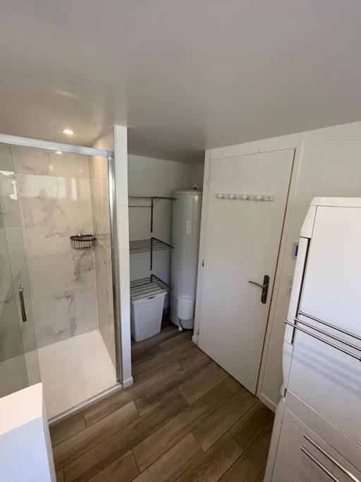 Magnifique Maison Renovee, 10Pers Rencurel Bagian luar foto